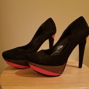 Jessica Simpson Platform Pumps
